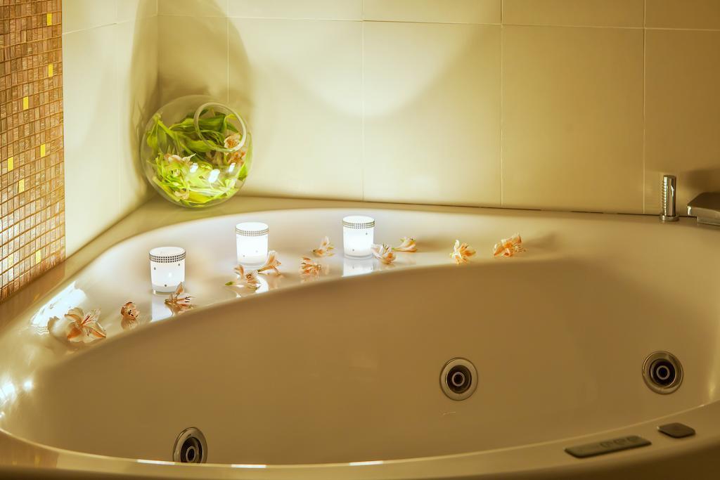 Archontiko Kymis Boutique Hotel Room photo
